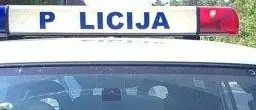 Pas tėvą užėjęs į darbą, išgėrė neaiškios kilmės skysčio, sumušė automobilių serviso kieme