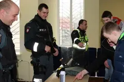 Policijos komisariatas atvėrė duris ir jaunimą kvietė tapti pareigūnais