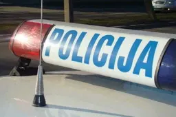Medžiotojas vairavo neblaivus ir su savimi gabeno ginklą