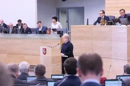 Prezidentė perskaitė metinį pranešimą: „Sėkmės Lietuvą kuriame patys“