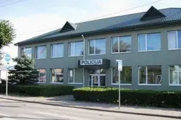 Kriminalų suvestinė: išdaužė policijos komisariato langus, mušė seserį, brolį, sugyventinę