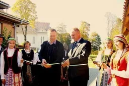 Nauja lauko pavėsinė Punioje - erdvė poilsiui ir svečiams