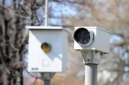 Atsakomybę už greičio matuoklio užfiksuotą pažeidimą ketinama perkelti ant mašinos savininko pečių