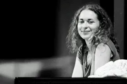 „Ugnies medžioklės su varovais“ vaidmenis Alytaus teatre matuojasi ir balsingieji dzūkai O. Petraška bei G. Radauskaitė
