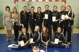 Alytiškės rankininkės nepaliko jokių galimybių varžovėms ir vėl tapo čempionėmis