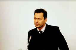 Seimo nario Roberto Šarknicko kreipimasis į Alytaus miesto tarybą