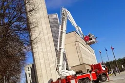 Kovą prieš „šešėlį“ demonstruos Rotušės aikštėje