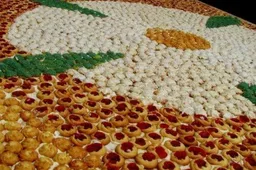 Didžiausias herbas Lietuvoje  iš sausainių - Alytaus !!! (foto)