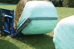 Dirbdamas pas ūkininką nusitraukė ranką