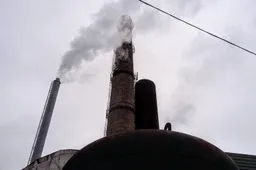Toliau „šildyti“ pinigines žmonių sąskaita šilumininkai negalės