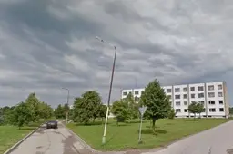 Kol Simno ambulatorija remontuojama - pacientai priimami žemės ūkio mokyklos bendrabutyje