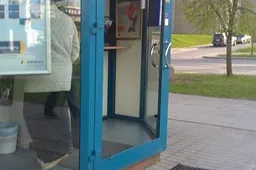 Renkami parašai už tai, kad grąžintų prarastus „Snore“ pinigus