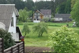 Sodo namelių pardavimai toliau snaudžia, o rinkos sulėtėjimas juntamas visuose didžiuosiuose miestuose