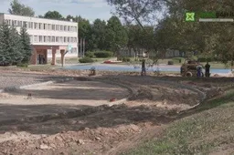 Alytaus mokyklų stadionuose – ir vilčių teikiantys remontai, ir beviltiška netvarka (TV REPORTAŽAS)