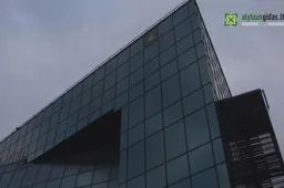 Stiklinio verslo centro prieigas aptvėrė policija (ATNAUJINTA)