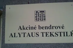 „Alytaus tekstilė“ maitina visus, bet ne darbuotojus, kuriems skolinga. Kodėl?