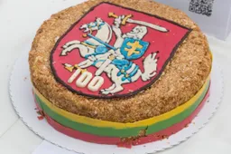 Šimtmetis kurorte atšvęstas su 100 tortų