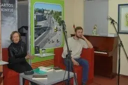 Dzūkiški „ciksėjimai“ kontrastavo su šiuolaikiškomis anglybėmis