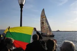 Lietuvos miestai ir kaimai rengiasi istoriniam įvykiui