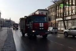 Ugniagesių pratybose Alytaus miesto teatrui teko degančiojo dalia (VIDEOREPORTAŽAS)