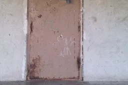 Prie bendrabučio rastas iš penkto aukšto iškritusios moters kūnas