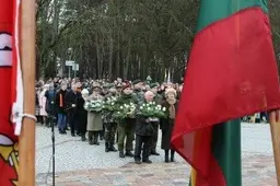 Vasario 16-ąją Alytuje prisimintas pirmasis už Nepriklausomybę žuvęs karininkas, priesaiką davė nauji šauliai (VIDEOREPORTAŽAS)