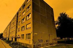 Užpuolė nepažįstami jaunuoliai - pasisavino rankinę, ištraukė telefoną ir nusegė laikrodį
