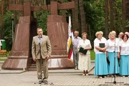 Rajono vadovai birželio 14-ąją prisiminė prie „Nurimusio varpo“