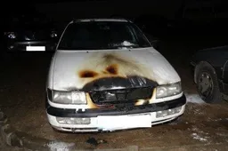Automobilių aikštelėje padegtas „VW Passat” (NUOTRAUKOS)
