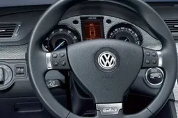 Vagys vairavo neblaivūs, be teisių ir automobiliu, kuris ne tik nedraustas, bet ir neregistruotas