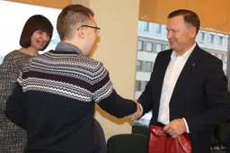 Gerai besimokantiems jaunuoliams – savivaldybės parama