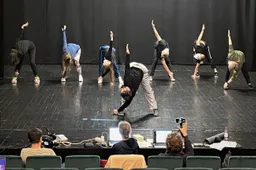 Teatre atrinkti dalyviai, atstovausiantys Alytui ir Lietuvai