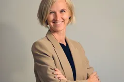 Vietoje žurnalistikos fintechą pasirinkusi alytiškė pradėjo nuo jaunesniosios specialistės, dabar – tarptautinio padalinio vadovė