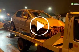 „Peugeot" atsitrenkė į šviesoforo stulpą, po avarijos girtas vairuotojas ketino važiuoti kitu automobiliu