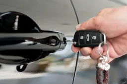 Problemos kelyje: užstrigęs auto raktas – dažnas gedimas