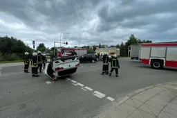 Dėl neveikiančių šviesoforų – avarija judrioje sankryžoje