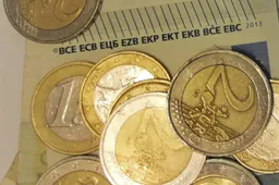 Seimas pritarė vaiko pinigų didinimui, didesnę išmoką gaus ir nėščiosios