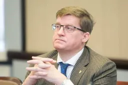 L. Slušnys: „Karantinas - ne tam, kad kažką įkalintume, o tam, jog nesprogtų sveikatos sistema“