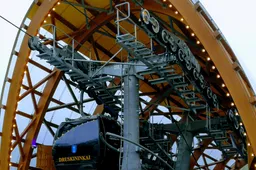 Pareikšti įtarimai Druskininkų merui ir jo patarėjui