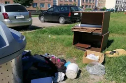 Už šiukšlinimą prie atliekų konteinerių - baudos be įspėjimo