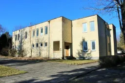 Ulonų g. 33A - parduodamas buvusio profilaktoriumo pastatas