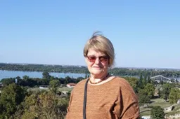 D. Blažulionienė: bibliotekininkas – kaip kunigas – „griekus“ sužino, atleidimą duoda