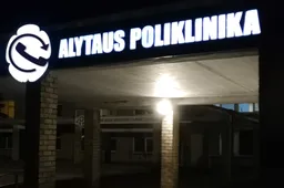 Laukti „visą amžinybę“, kol atsilieps registratūra, nereikės
