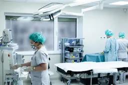 Pilvo plastika - didesniam pasitikėjimui savimi