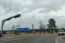 Policijai teko vykti į iškvietimą dėl garsios muzikos – nukentėjo pareigūnas