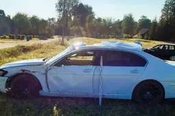 Vertėsi BMW, vairuotojas alkoholį gėrė esą ne prieš, o po įvykio