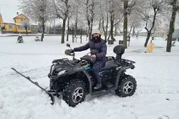 Butrimonių seniūnijai nupirktas mažasis traktorius