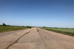 Atkurti aerodromą planuojama Alytaus rajone esančiuose Krekštėnuose