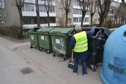 „Reindžerių“ ekeperimentas pasiteisino: darbą aikštelėse pradeda atliekų priežiūros specialistai