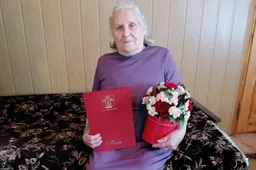 Daugiavaikei mamai iš Miroslavo seniūnijos – prezidento ordinas ir mero padėka